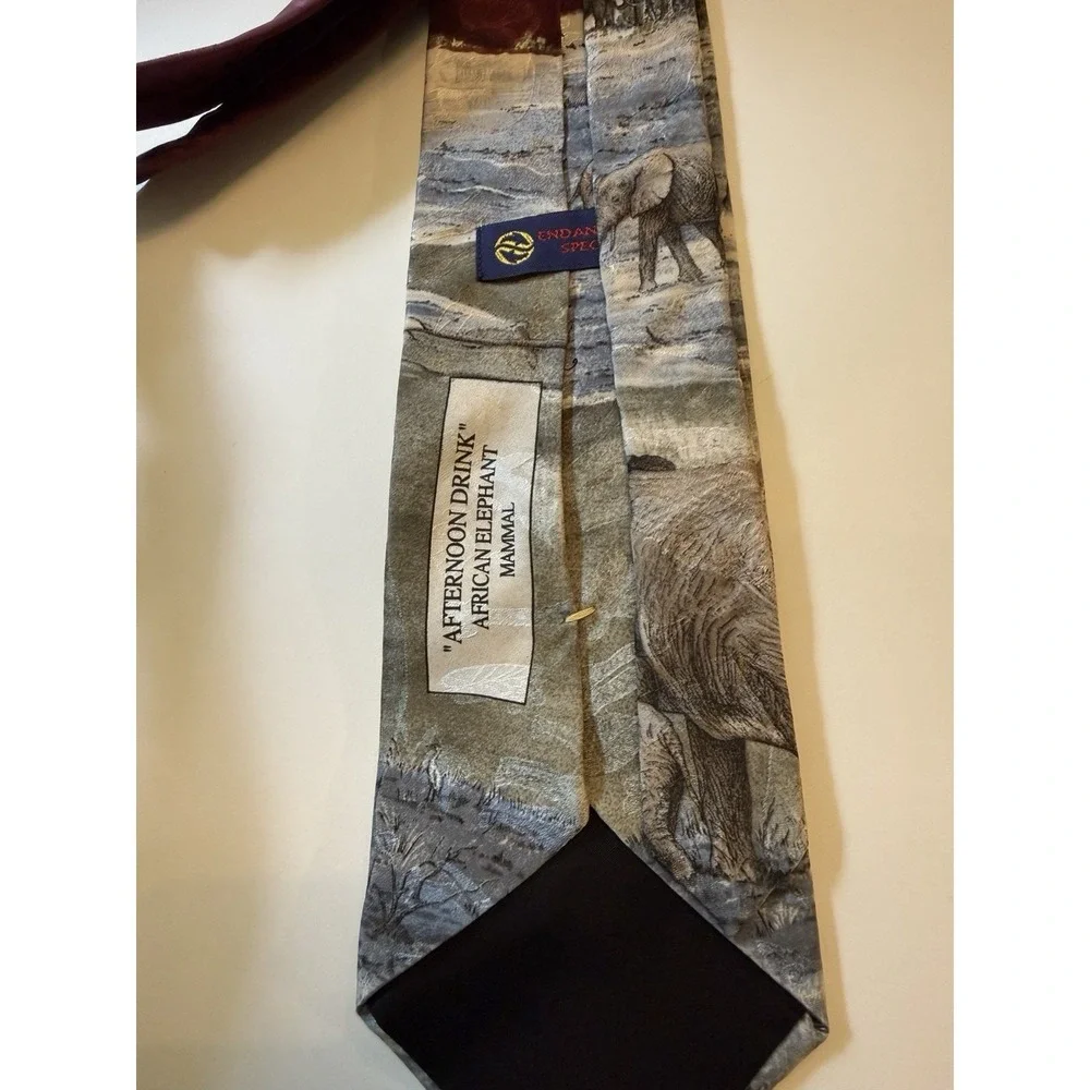 Endangered‎ Species Elephant Tie